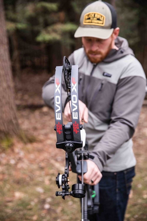PSE Archery’s new EVO XF 33, plain and simple, is fun to shoot. The author found that it shot fixed-blade broadheads right with field points out to 70 yards within an hour of sighting it in, no tinkering required. The EVO XF 33’s aiming stability is superb.