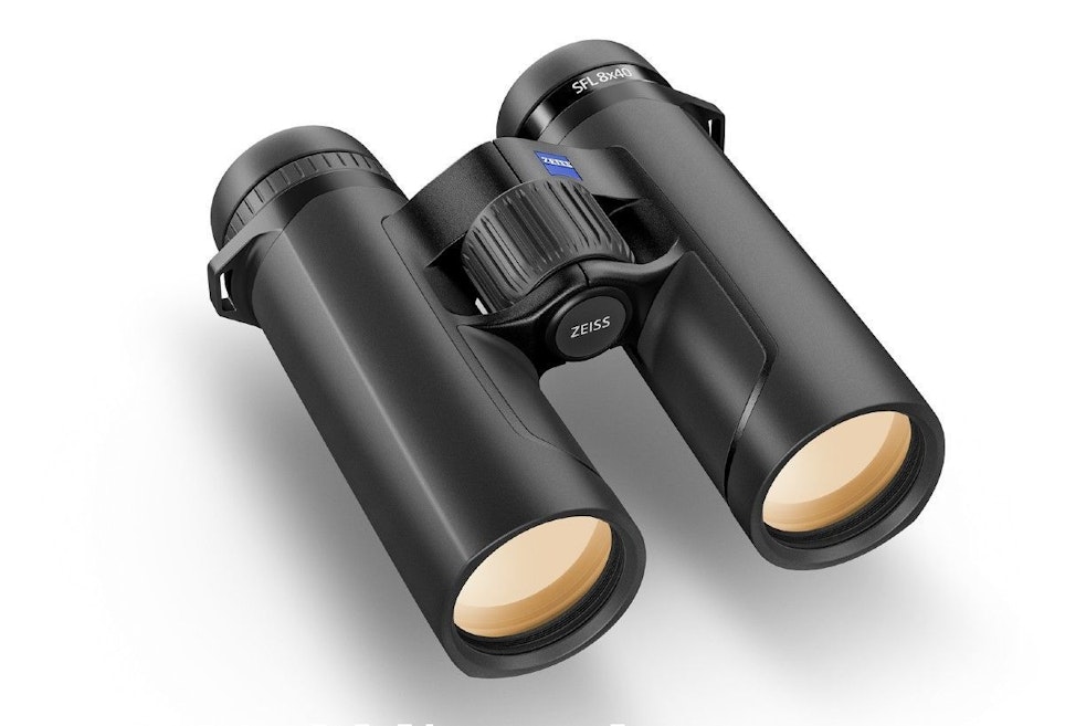 According to Zeiss, SFL binoculars are up to 30% lighter than competitors’ comparable models.
