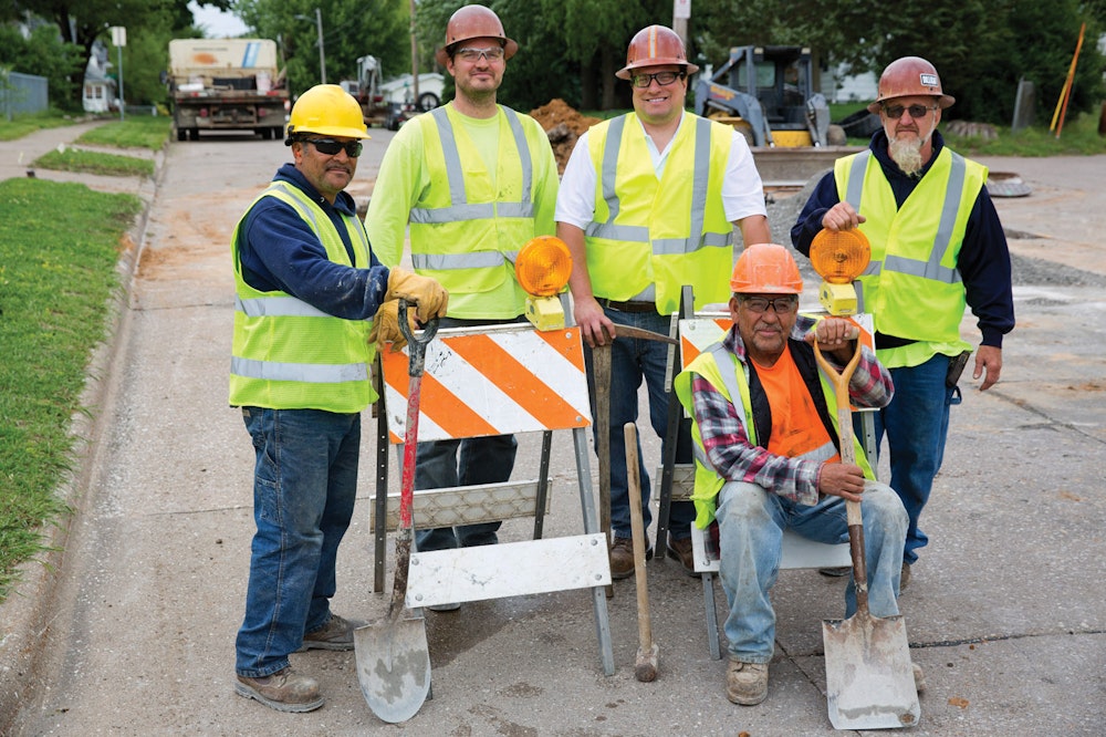 Building A Manhole Rehabilitation Business Cleaner