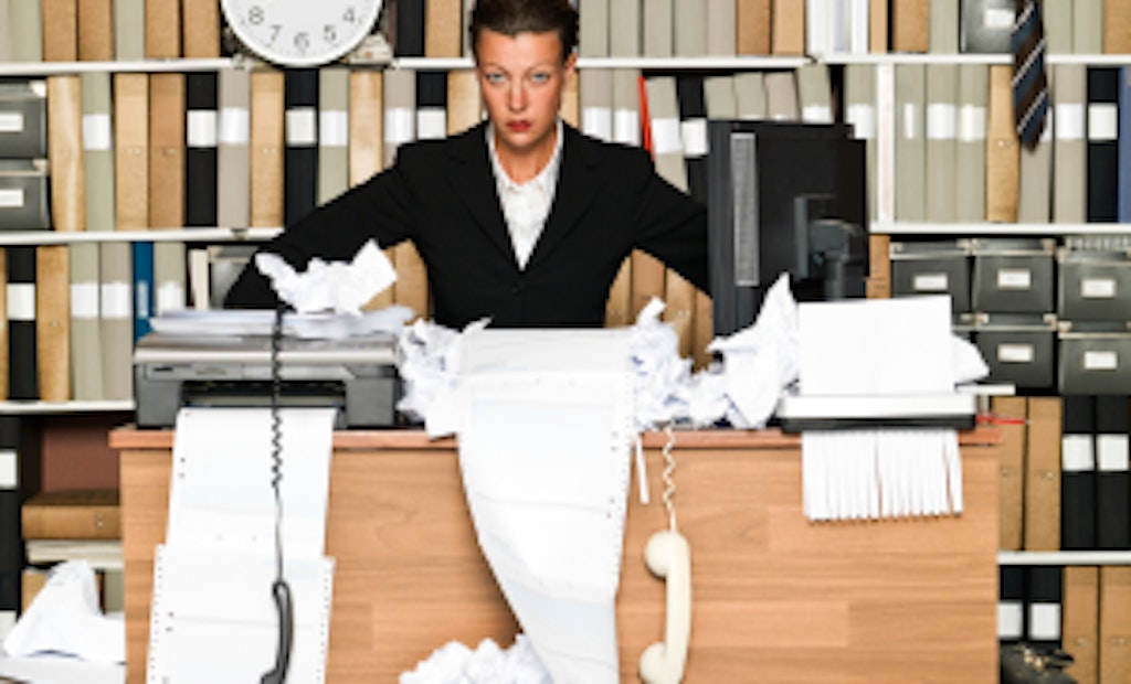 5 Office Decluttering Tips