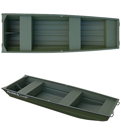 The Alumacraft 1232 jon boat is 11 feet 10 inches in length, weighs 135 pounds and has a maximum capacity of 435 pounds. It features an all welded design for durability.