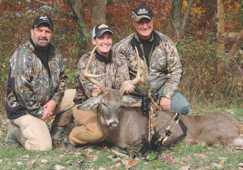 TenPoint Crossbows’ Sabrina Simon nailed this heavy-duty 8-pointer during a guided Ohio hunt.