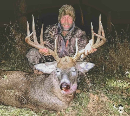 Outfitter Joe Conyers believes in choosing rut hunting dates using the Hunter’s MoonGuide. This 170-inch buck taken last fall during the November red moon indicates that it’s an effective way to plan. 