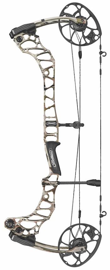 Mathews’ new flagship hunting bow for 2019, the 30-inch axle-to-axle Vertix.