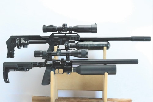 The modular design of the FX Impact (top) makes it the most flexible rig of the group. The AEA HP Carbine (below) is an accurate fast shooting semi-auto.
