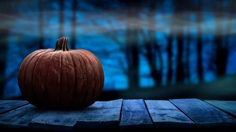 5 Safety Tips for Halloween Weekend