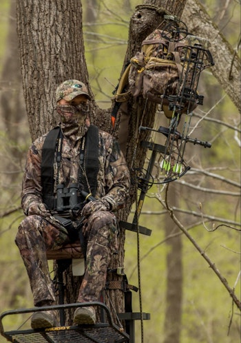 Treestand hunters should also pay attention to breaking up their silhouette by choosing large-diameter trees whenever possible.