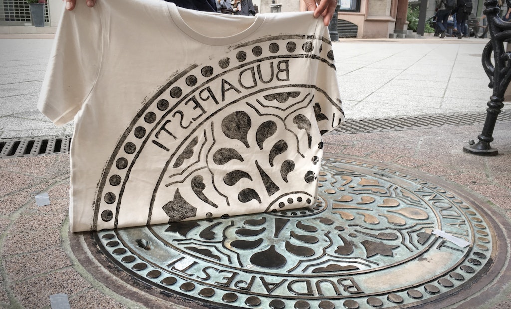 'Pirate Printers' Find Beauty in Manhole Covers