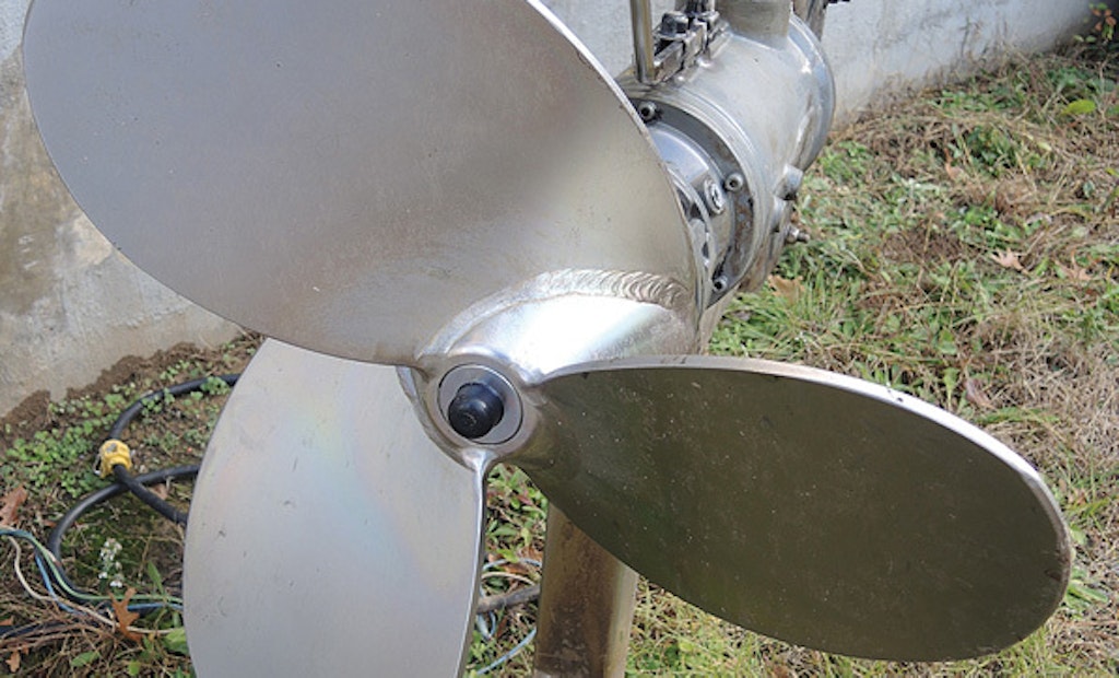 Choosing Durability: WWTP Team Replaces Mixers' Impeller Blades