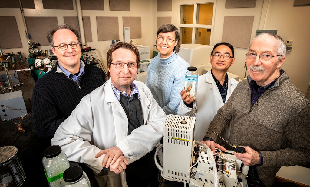 Microplastic Contamination Found in Fractured Limestone Aquifers